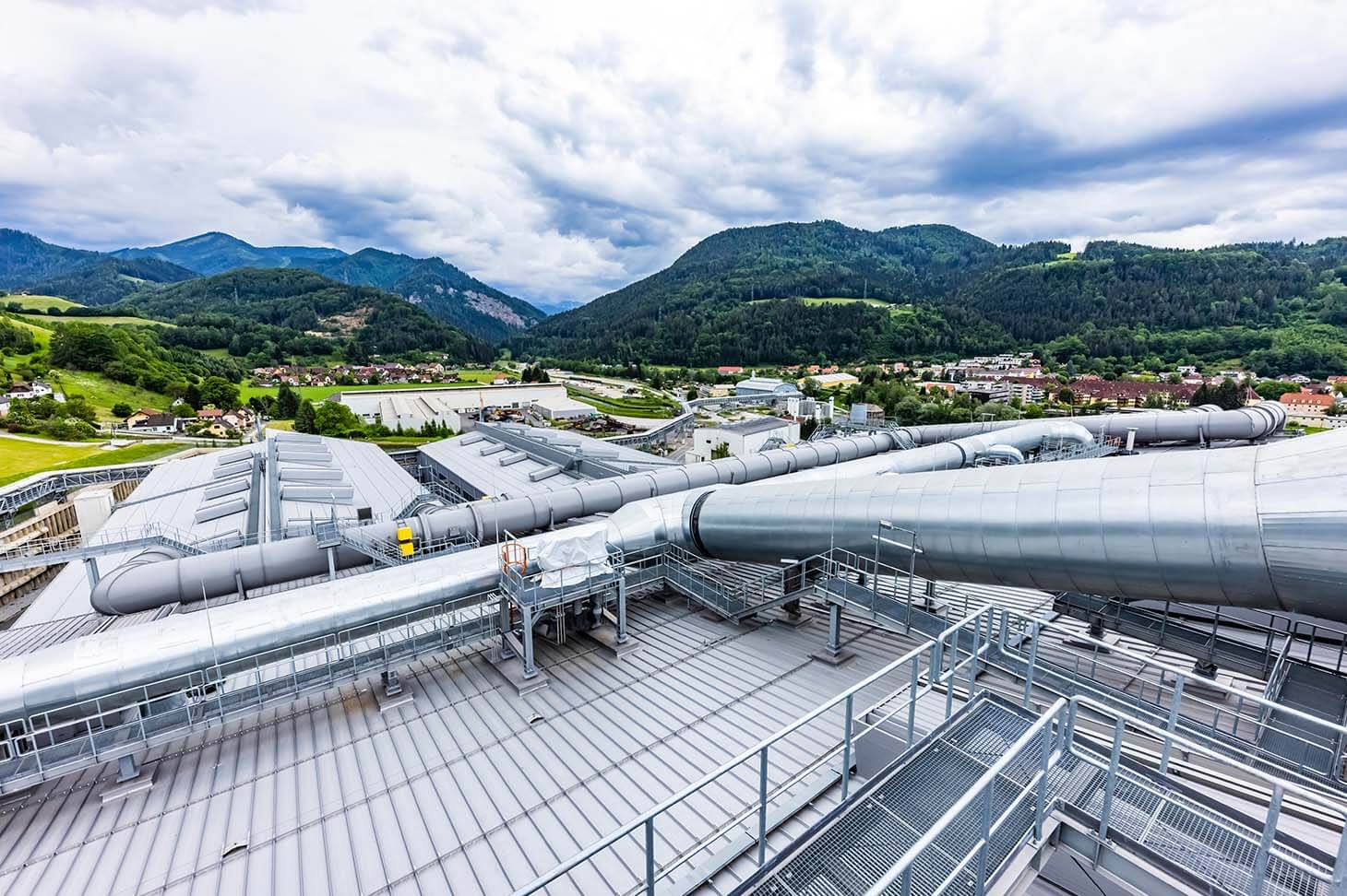 Large steel extraction pipes on the roof of the stainless steel plant in Kapfenberg