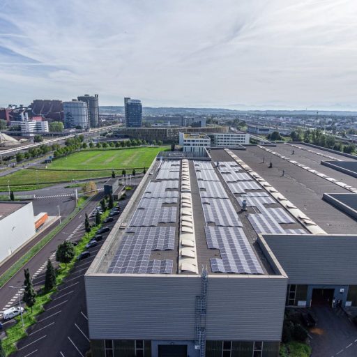 Luftaufnahme der Photovoltaik Anlage in der voestalpine Linz